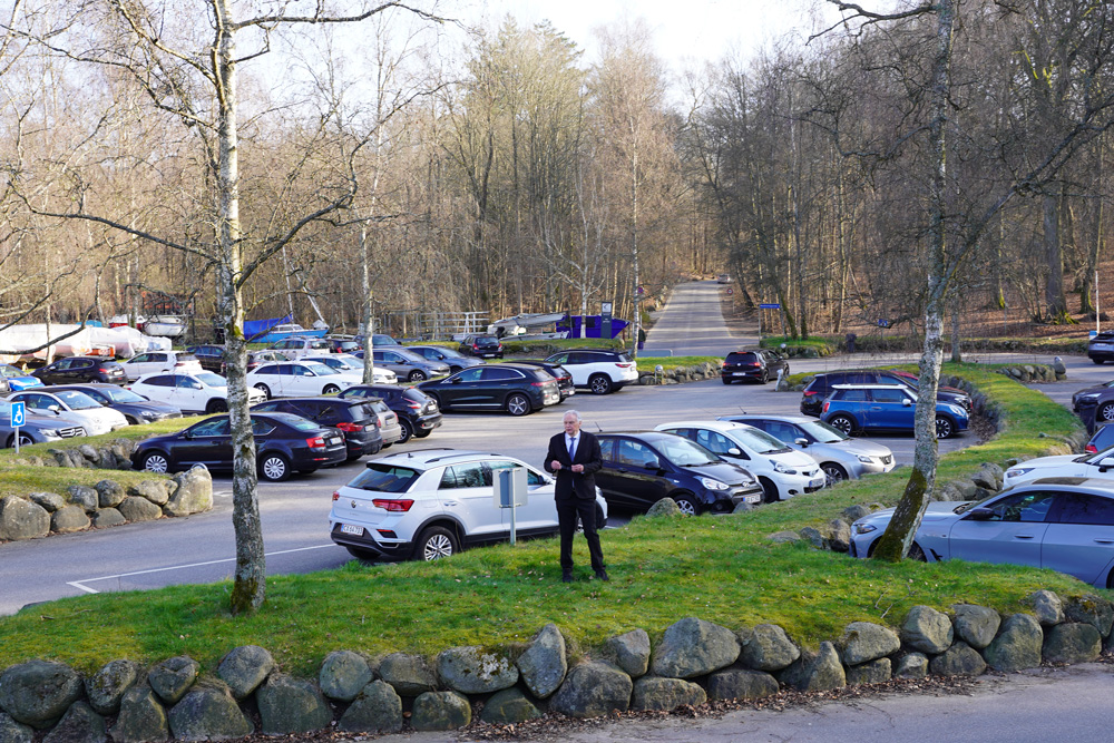 Parking lot and road network are part of the NATURA protected area at Furesø